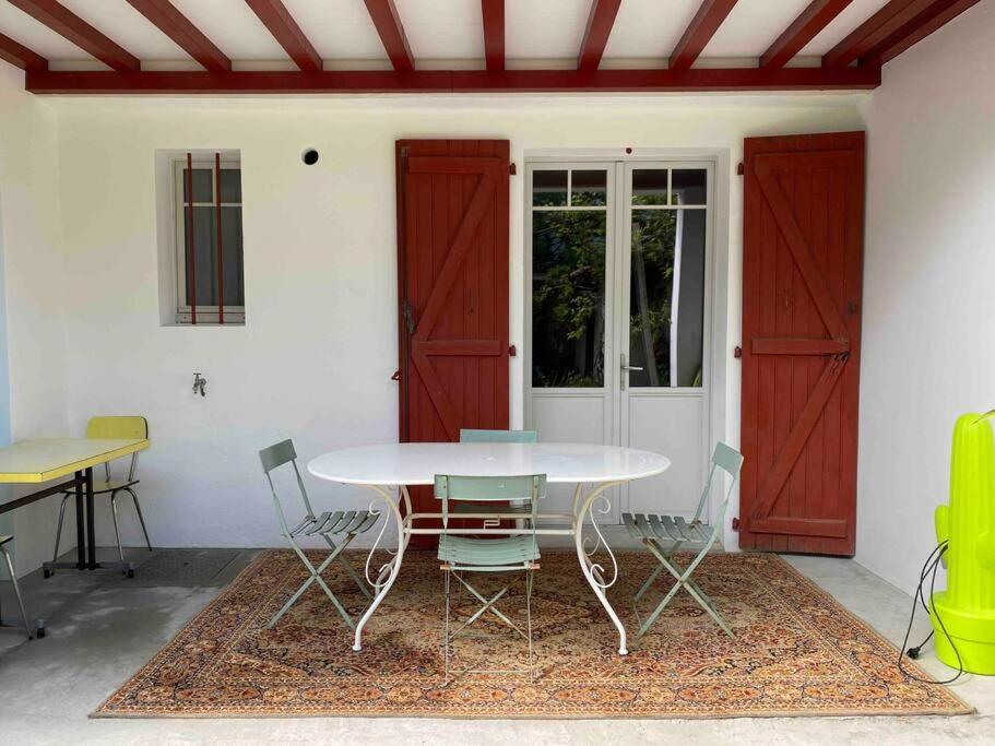 Appartement En Rez De Jardin 西布勒 外观 照片